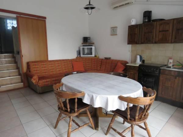 Apartments Rebac Murter Exterior foto